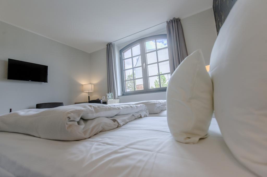Hotel Hafenresidenz Stralsund Habitación foto